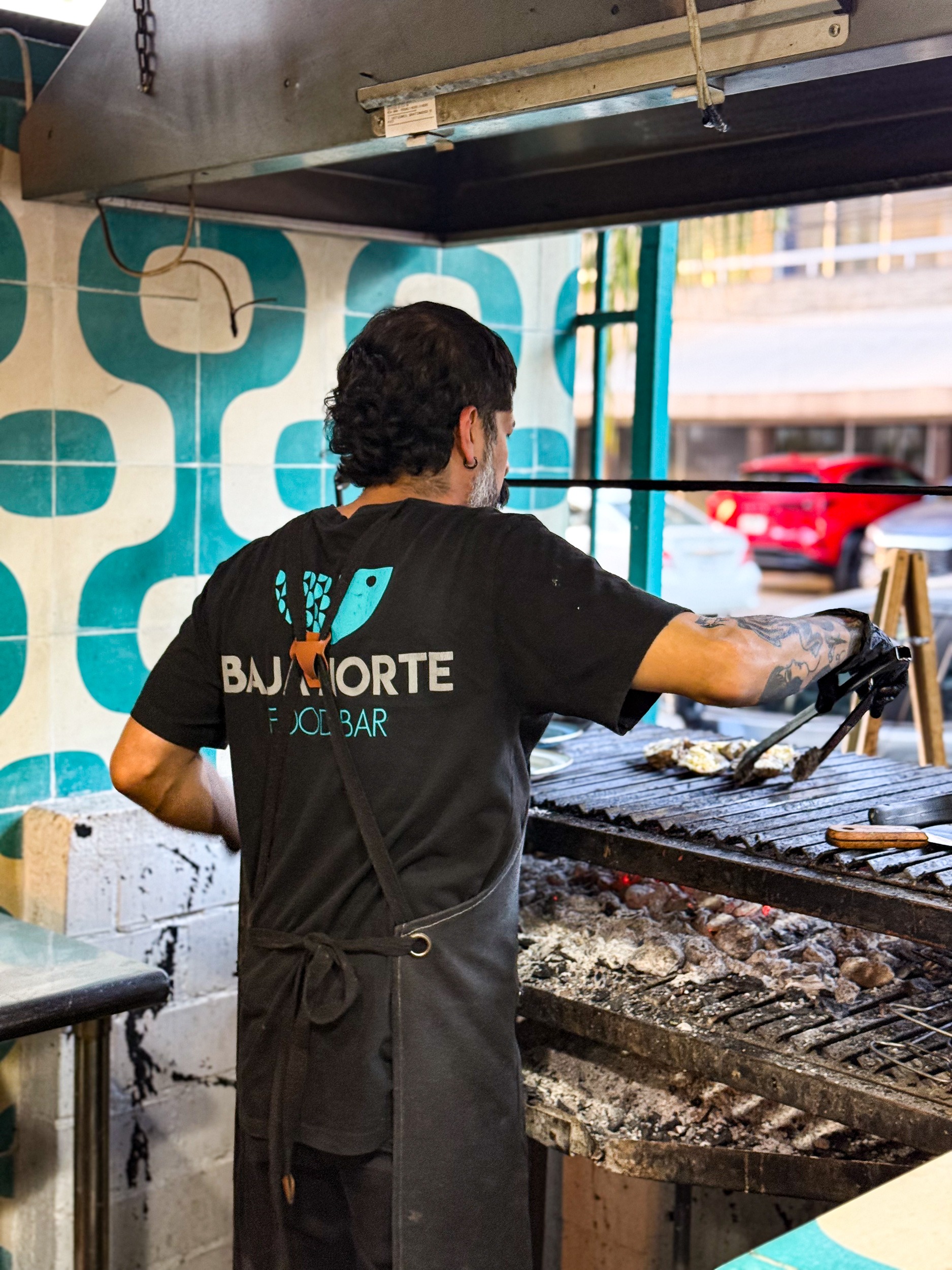 Ostiones Gratinados Baja Norte Food Bar