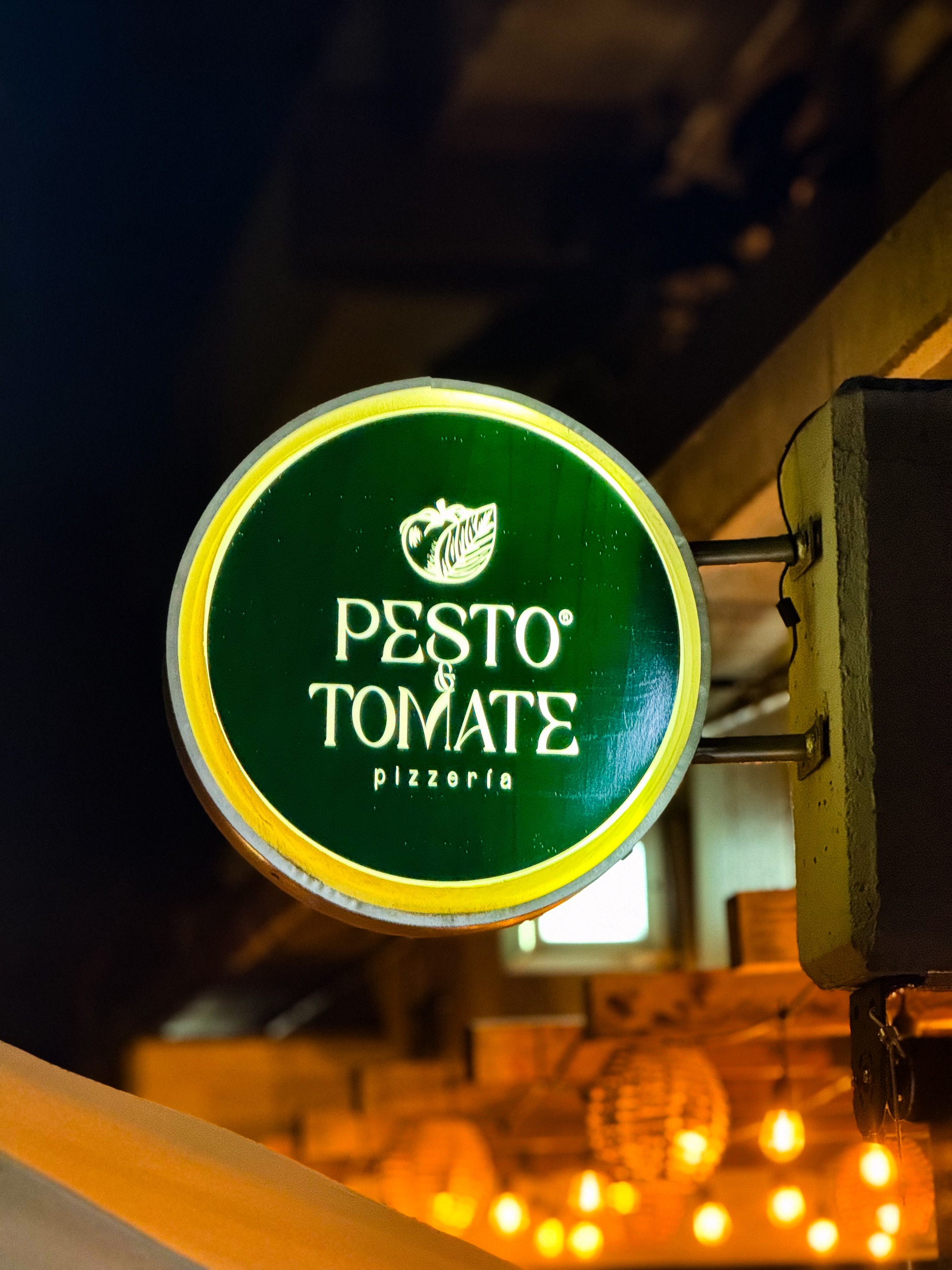 Pesto & Tomate Pizzeria Guadalajara