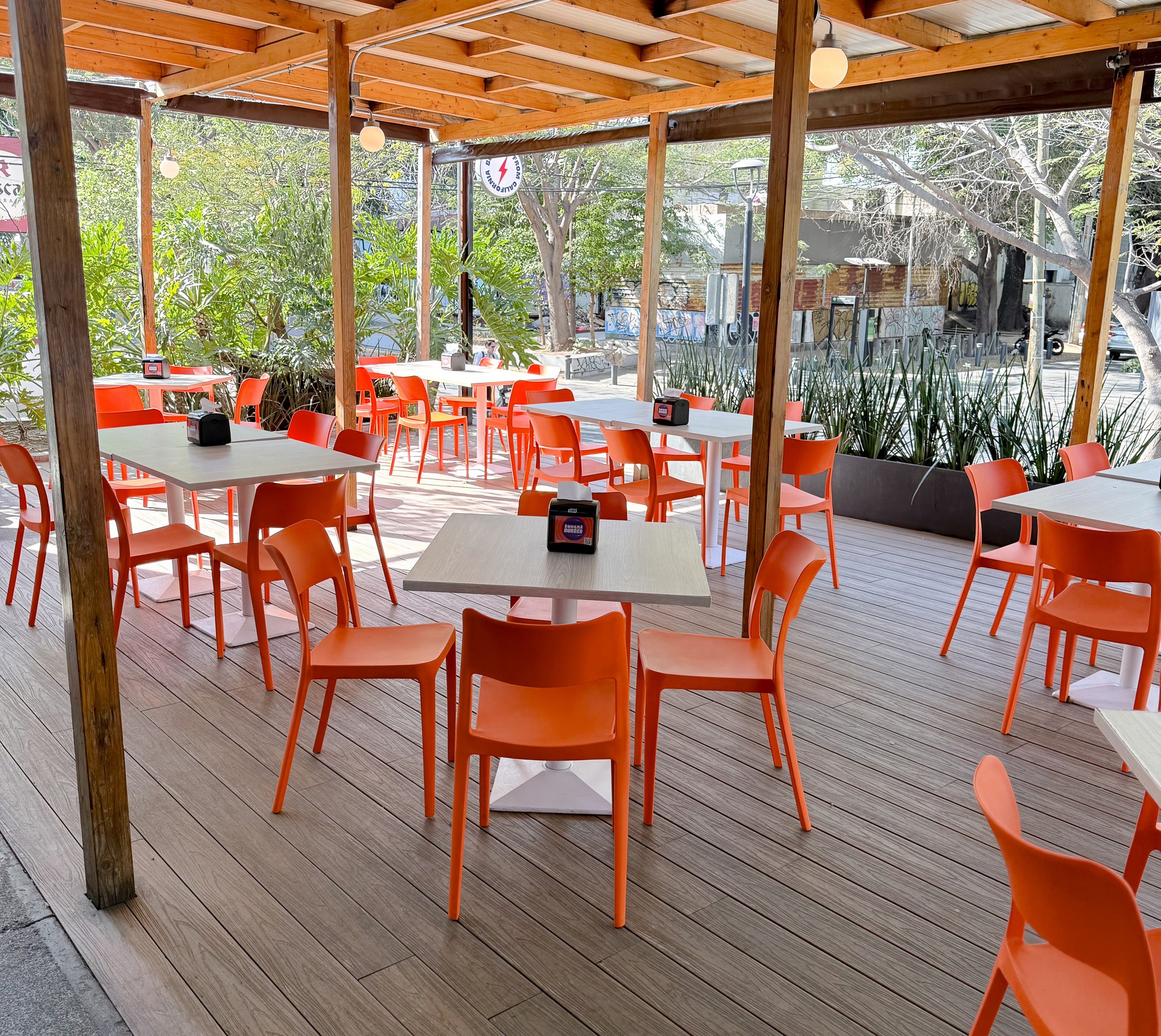 Seating Eureka Burgers Guadalajara